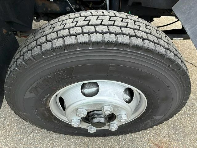 Isuzu FORWARD 42