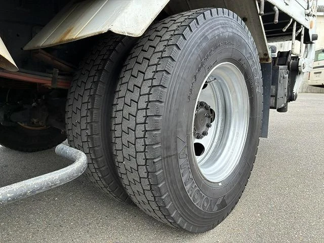 Isuzu FORWARD 44