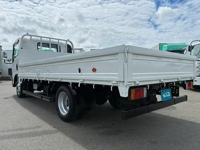 Isuzu ELF 5