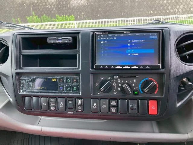 Hino DUTRO 35