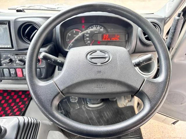 Hino DUTRO 31