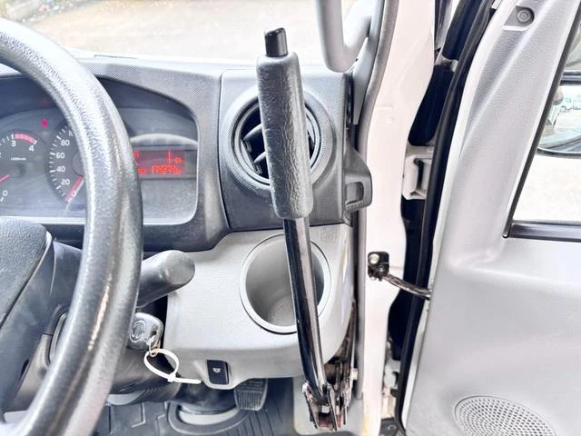 Hino DUTRO 33