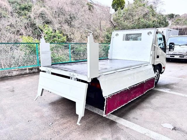 Hino DUTRO 11