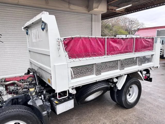 Hino DUTRO 60