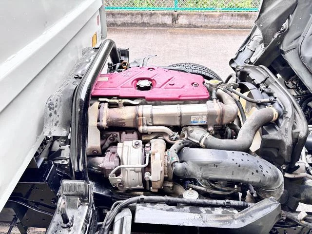 Hino DUTRO 44