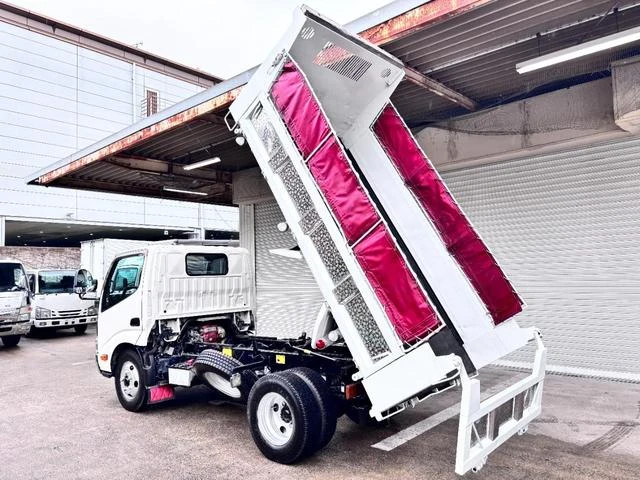 Hino DUTRO 21