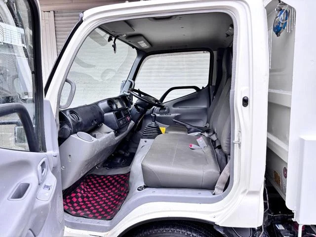 Hino DUTRO 39