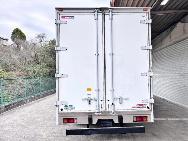 Hino DUTRO 6