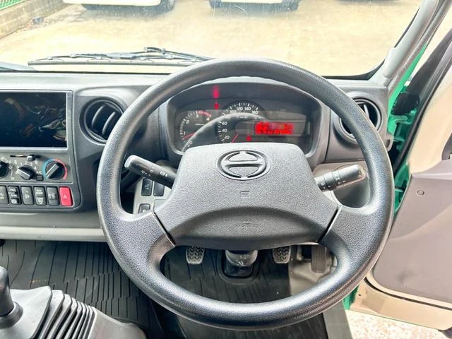 Hino DUTRO 22