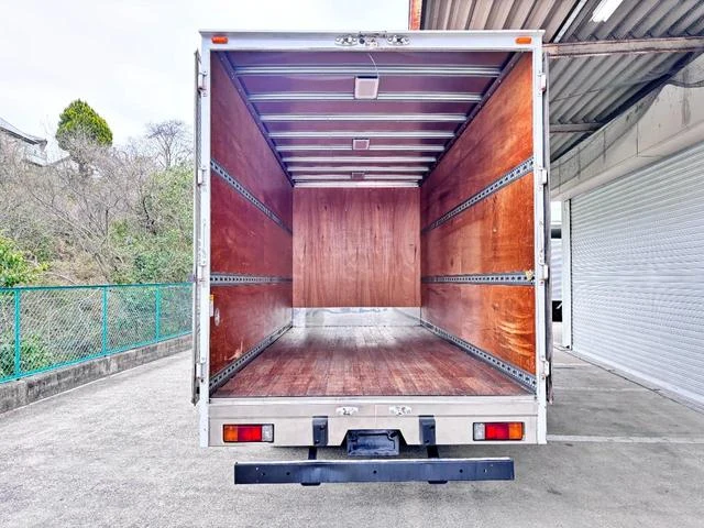 Hino DUTRO 10
