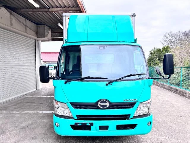 Hino DUTRO 3