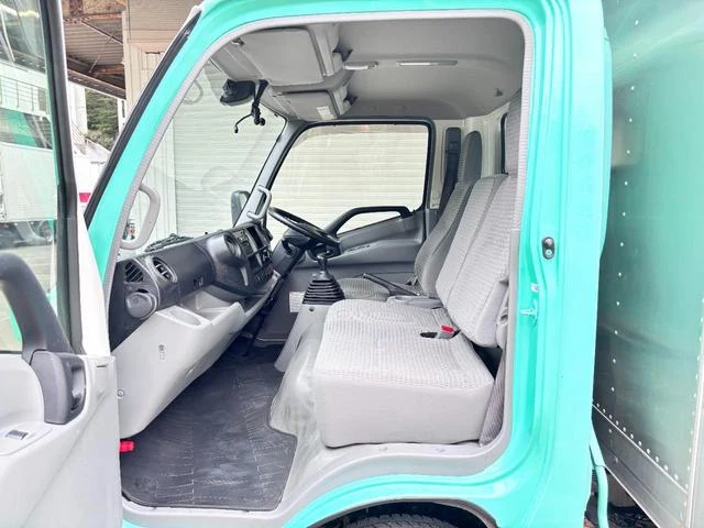 Hino DUTRO 30