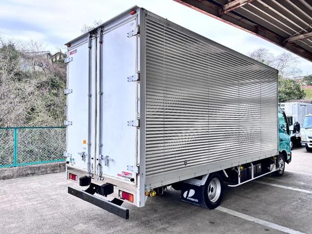 Hino DUTRO 7