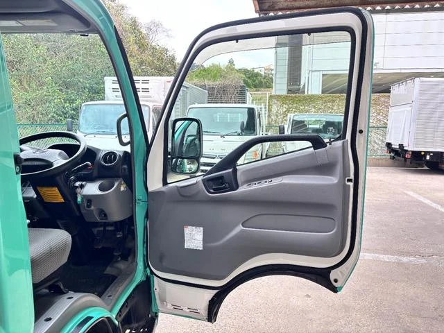 Hino DUTRO 19