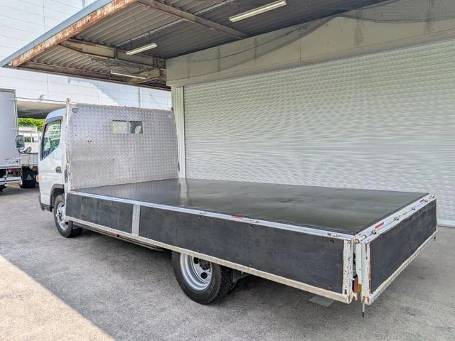 Mitsubishi Fuso CANTER 16