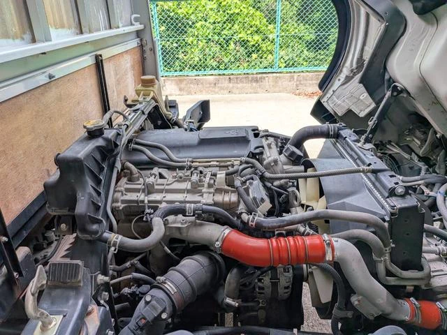 Mitsubishi Fuso CANTER 34