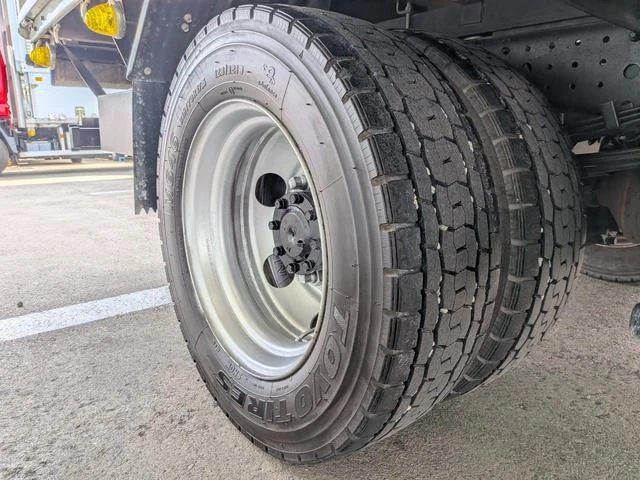 Mitsubishi Fuso CANTER 49