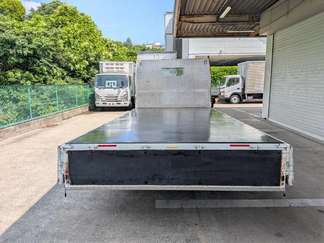 Mitsubishi Fuso CANTER 15