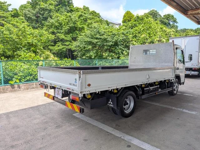 Mitsubishi Fuso CANTER 5