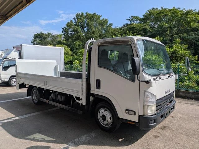 Isuzu ELF 2