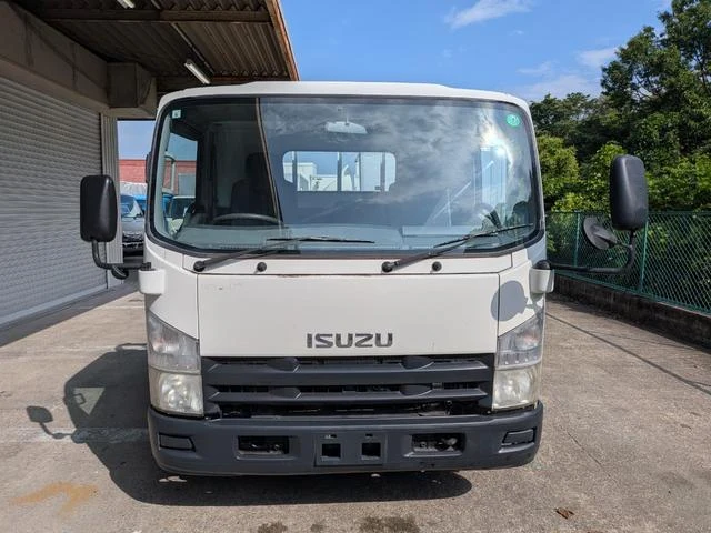 Isuzu ELF 3