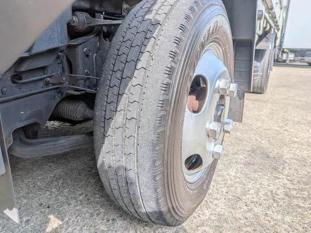 Mitsubishi Fuso CANTER 49