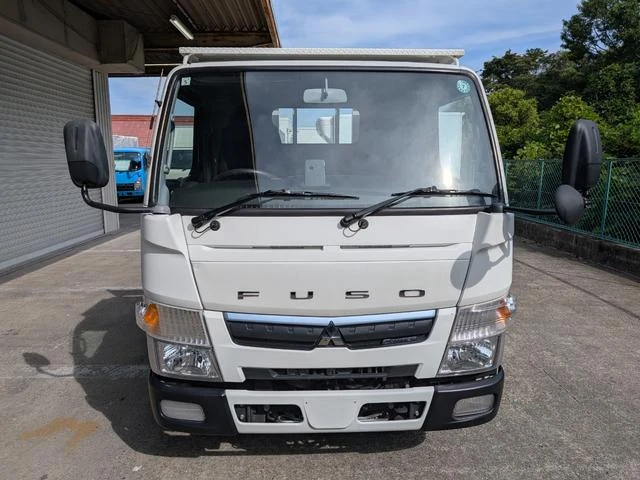 Mitsubishi Fuso CANTER 3