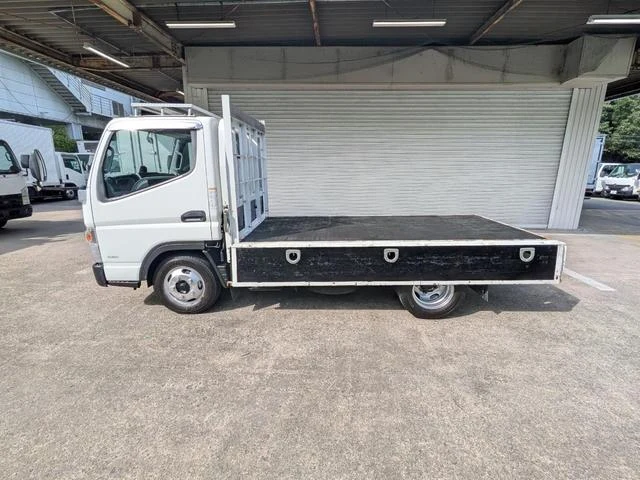 Mitsubishi Fuso CANTER 18