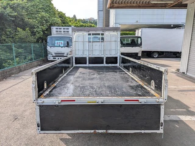 Mitsubishi Fuso CANTER 7