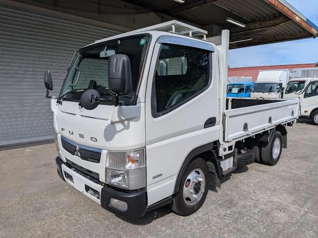 Mitsubishi Fuso CANTER 4