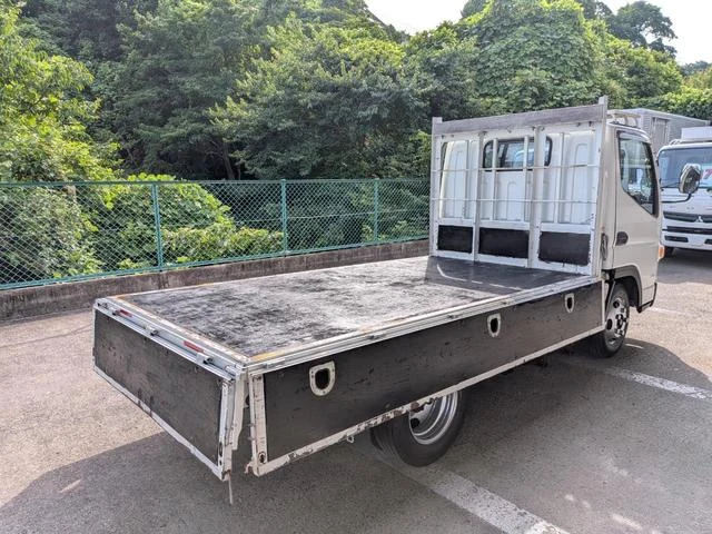 Mitsubishi Fuso CANTER 15