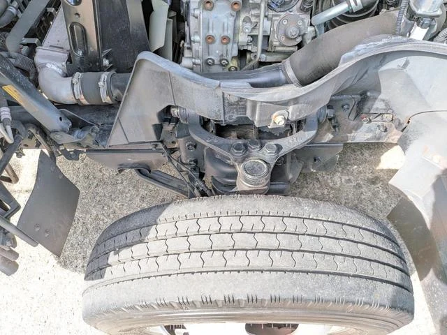 Mitsubishi Fuso CANTER 33