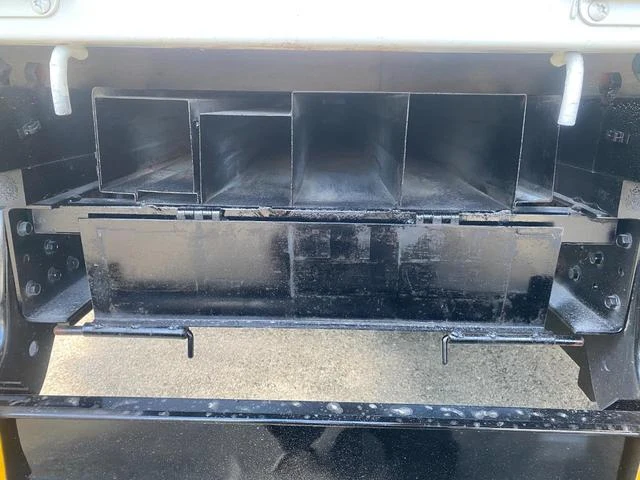 Mitsubishi Fuso CANTER 52