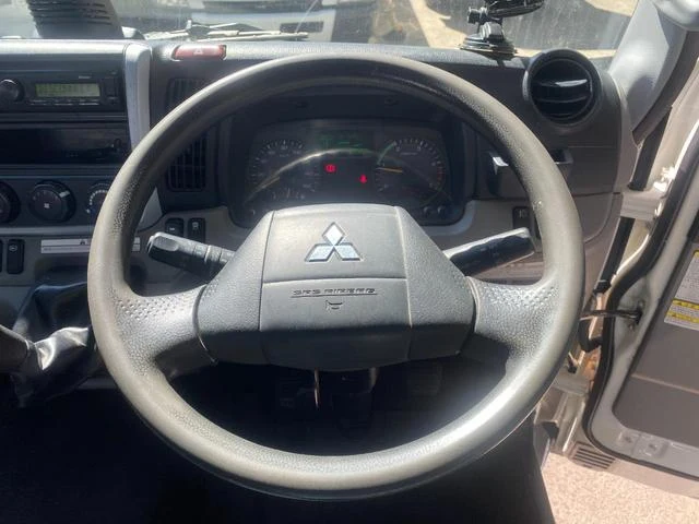 Mitsubishi Fuso CANTER 35