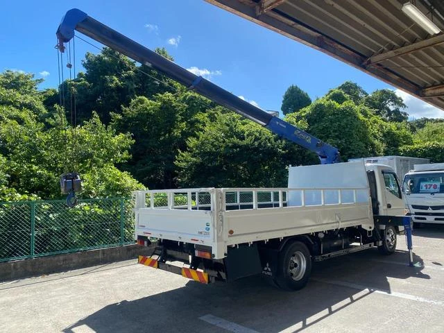 Mitsubishi Fuso CANTER 15