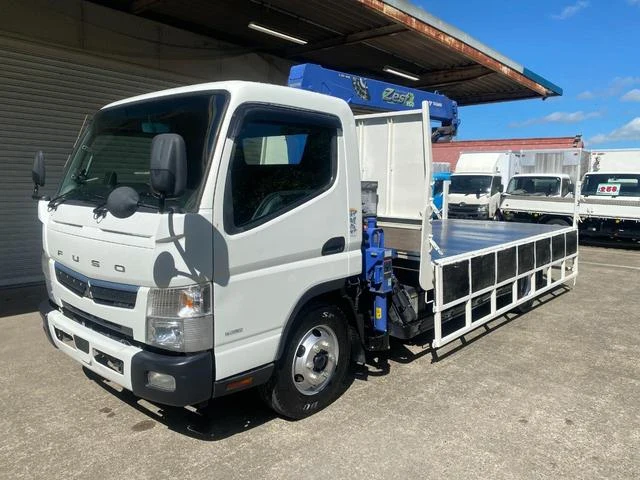 Mitsubishi Fuso CANTER 23