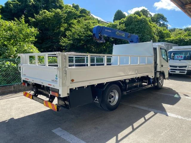 Mitsubishi Fuso CANTER 7