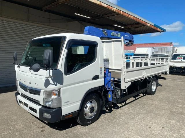 Mitsubishi Fuso CANTER 4