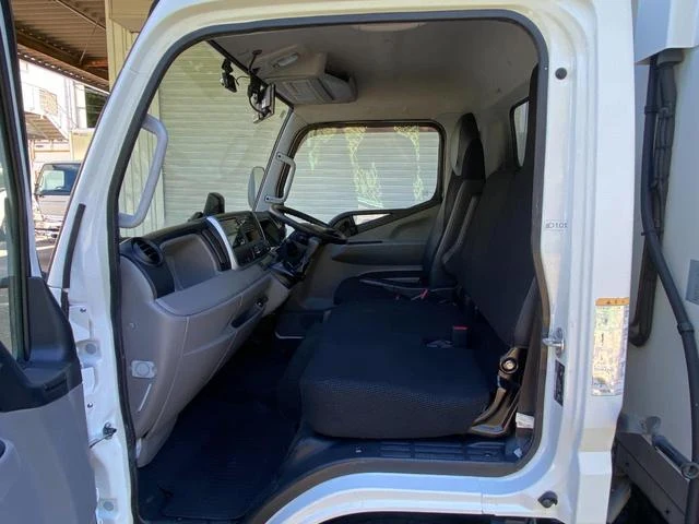 Mitsubishi Fuso CANTER 41