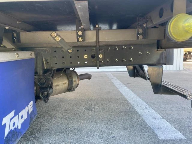 Mitsubishi Fuso CANTER 48
