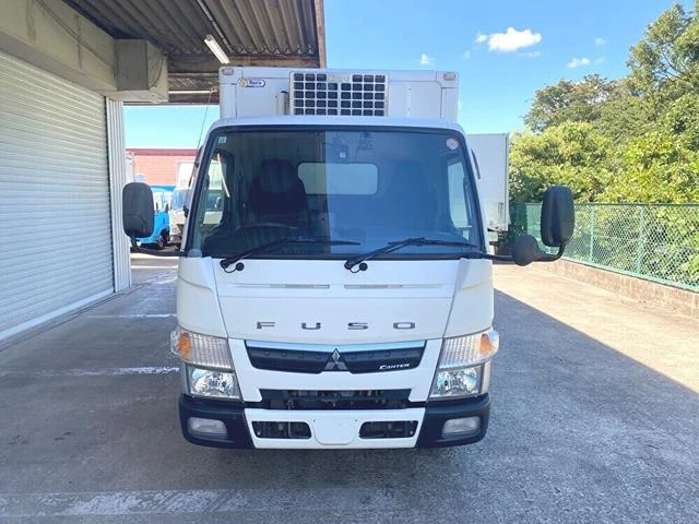 Mitsubishi Fuso CANTER 3