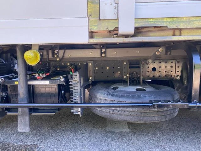 Mitsubishi Fuso CANTER 49