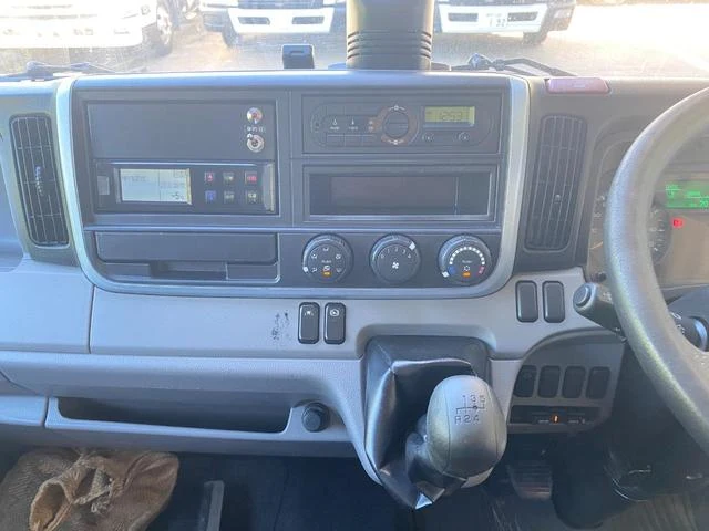 Mitsubishi Fuso CANTER 34