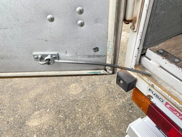 Mitsubishi Fuso CANTER 10