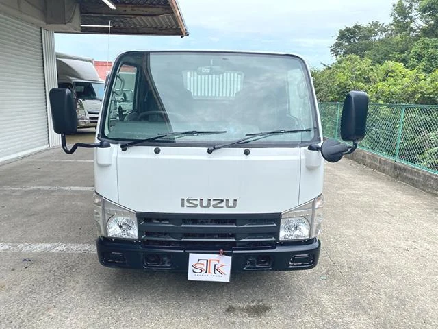 Isuzu ELF 3