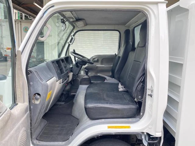 Isuzu ELF 35