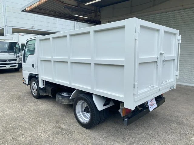 Isuzu ELF 6