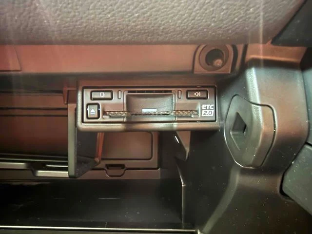 Lexus UX 6