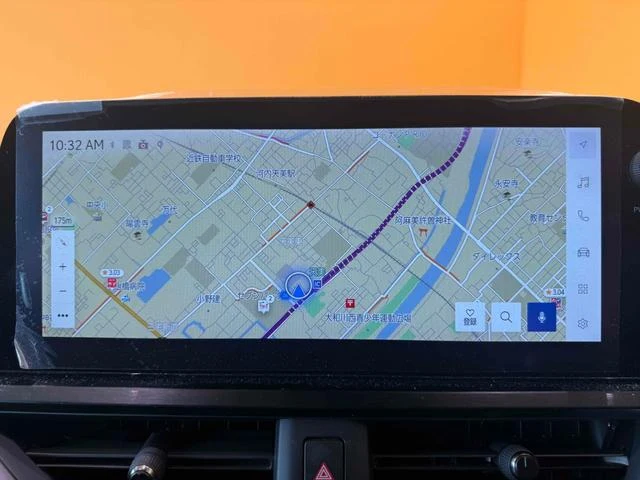 Lexus UX 2