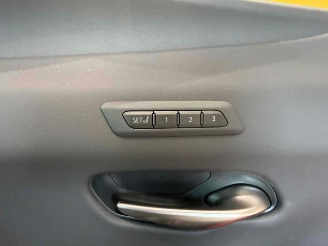 Lexus UX 49